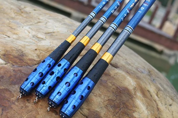 轻鸿鲤的简介,是一款碳素鲤鱼竿