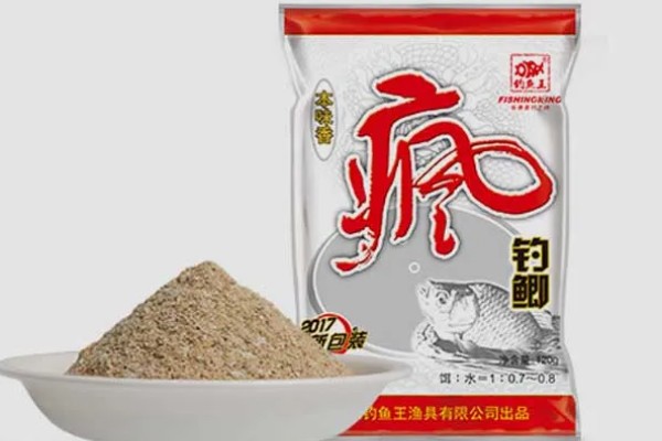 冬季钓鱼技巧，建议在气温高且晴朗的天气出钓