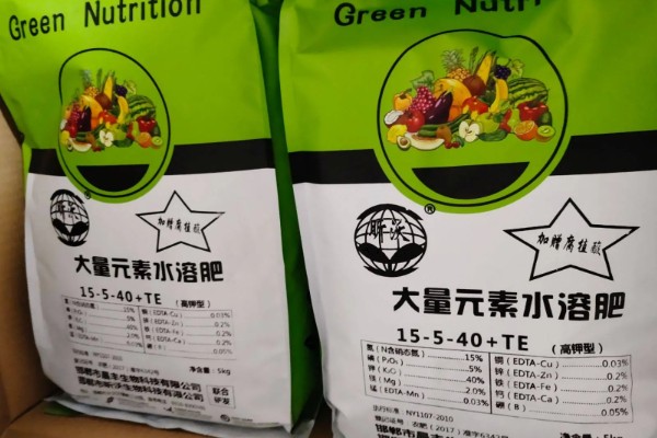 新型肥料什么时候使用，不同种类的使用时期不同