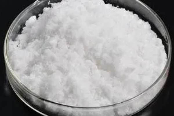 哪个季节适合用甜菜碱钓鱼，春秋季节是适宜使用时间