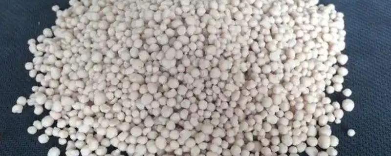 化肥的原料是什么，是由氮、磷、钾、钙、硼等制作而成
