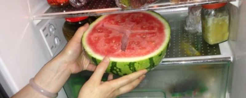 西瓜可以放冰箱多久，完整的可以放冰箱7天以上