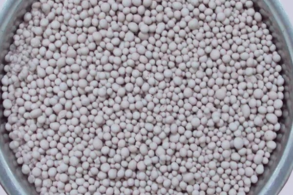 温室蔬菜敞穴肥料如何施用，肥料以复合肥为主