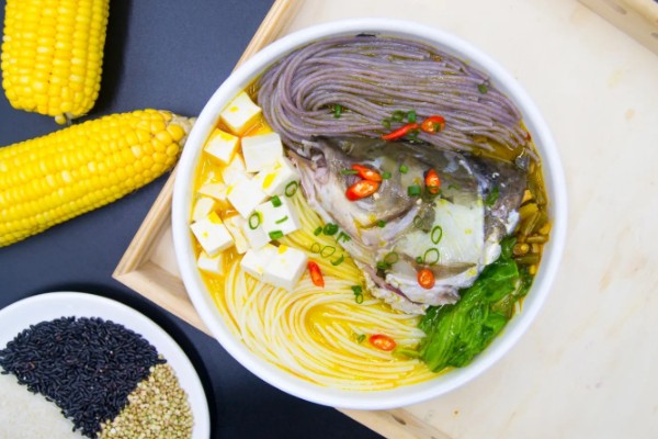 五谷鱼粉的发源地，在长沙地区