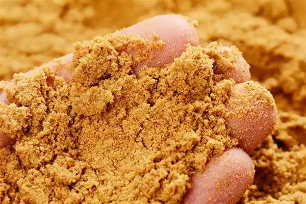 饵料怎么加拉丝粉，根据水情、鱼情来决定