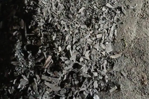 木炭灰是酸性的吗,木炭灰是碱性肥料