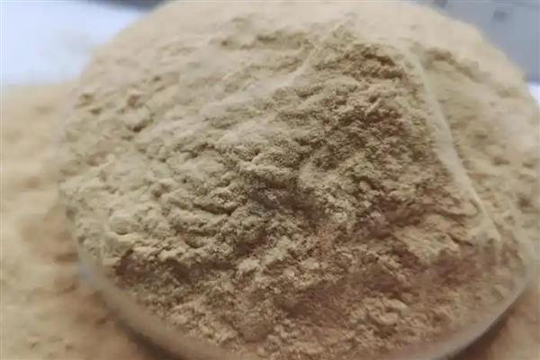 脱霉剂如何正确使用，与玉米麸皮搅拌即可