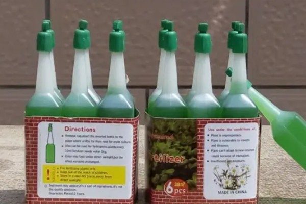 怎样给花卉施肥，施肥要选择其生长旺盛期进行