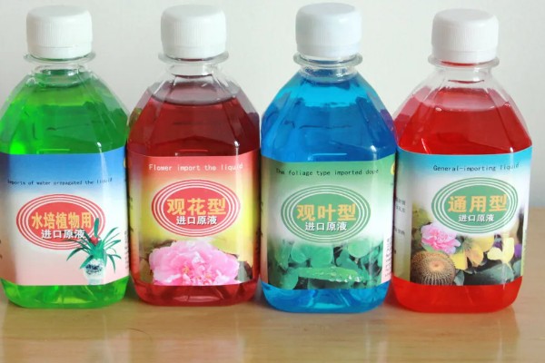 怎样给花卉施肥，施肥要选择其生长旺盛期进行