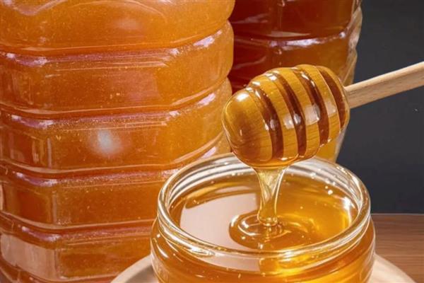 土蜂蜜简介，是指土蜂采集山野百花酿制的蜂蜜