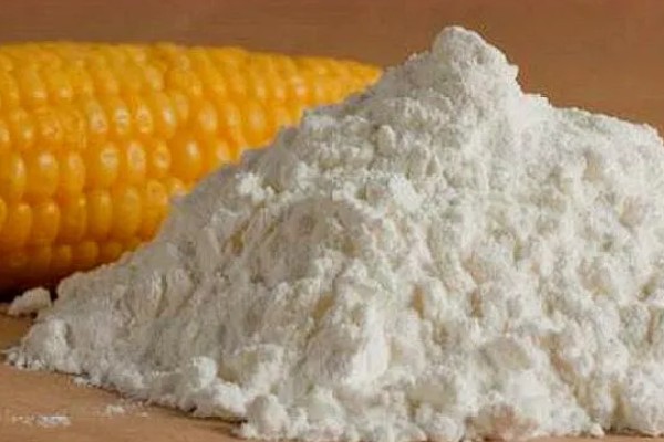 玉米淀粉的简介，呈白色微带淡黄色
