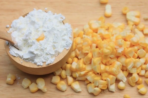 玉米淀粉的简介，呈白色微带淡黄色