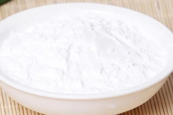 玉米淀粉的简介，呈白色微带淡黄色