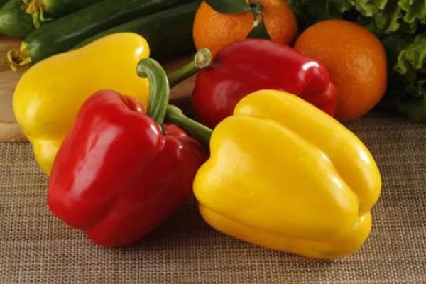 怎么贮藏甜椒,采取灰藏法可随用随取