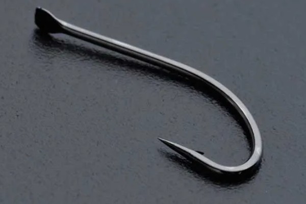 秋田狐鱼钩的适钓鱼种,适合垂钓麦穗鱼、鲫鱼等