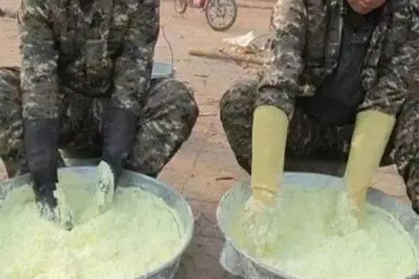 石硫合剂的熬制方法，用石灰、硫磺和水熬制