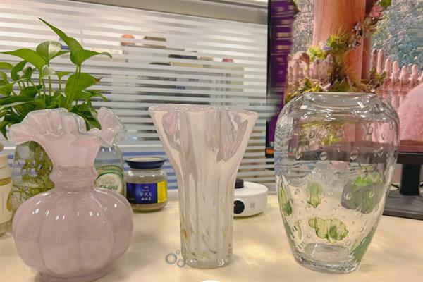 送老师送什么花合适，推荐向日葵、郁金香等