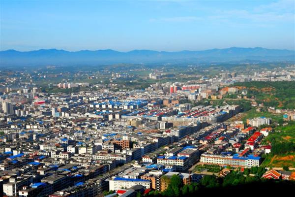 湖南祁东的特产,常见的有祁东酥脆枣、祁东草席等