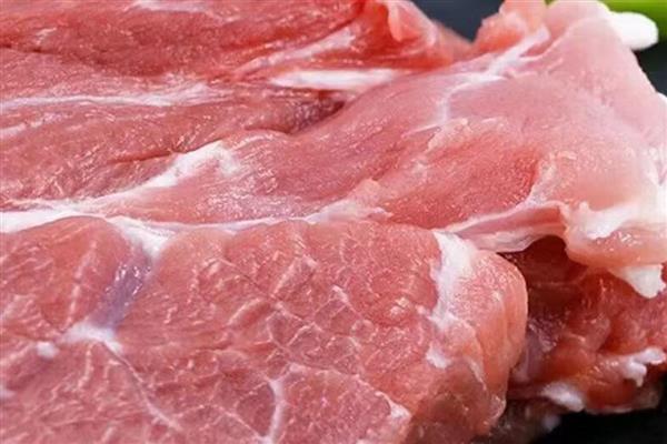 怎么选购猪后腿肉，可以摸表皮、看颜色等