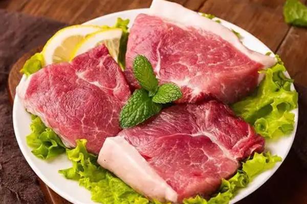 怎么选购猪后腿肉，可以摸表皮、看颜色等