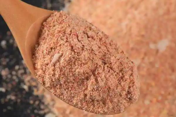 野战蓝鲫的简介,是一种香腥型饵料