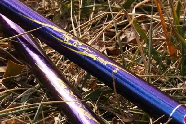 综合竿的简介，可以兼钓鲫鱼和鲤鱼