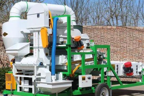 优质稻种如何挑选,选择饱满、整齐、完好的种子