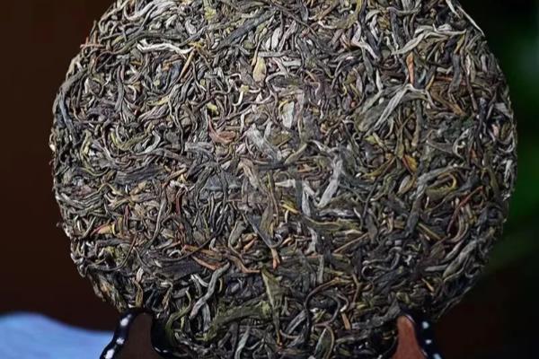 普洱茶有什么种类，分为饼茶、沱茶、砖茶等类型