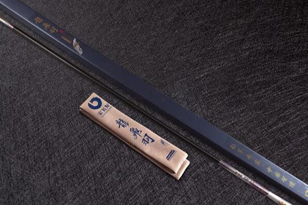 4H鱼竿与6H鱼竿的区别，前者的硬度为4级、后者的硬度为6级