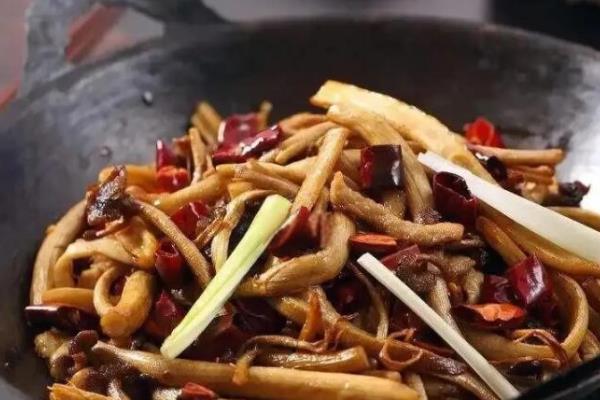 茶树菇产于哪里,主产于江西和福建