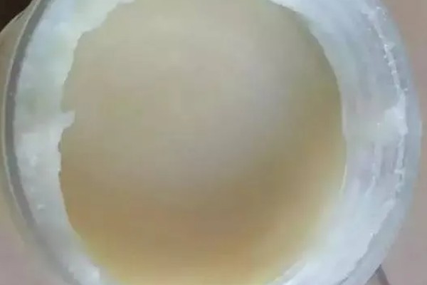 蜂蜜结晶像猪油是否正常,椴树蜜等品种结晶后就像白色猪油