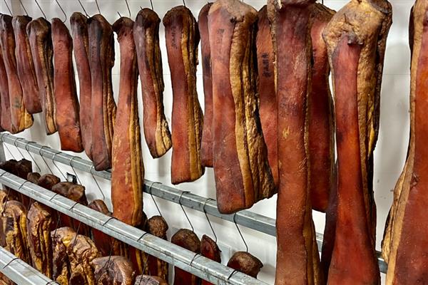 哪里的腊肉最正宗,有广东、陇西等地