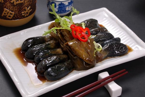 浙江嘉兴海盐县的特产，藕粉饺是消夏佳品
