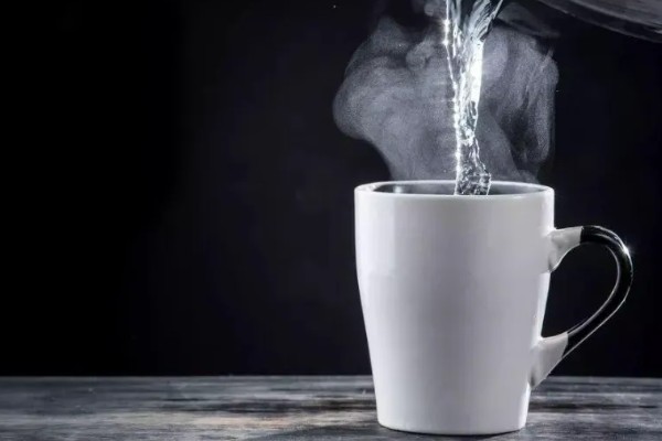 新手养鱼怎么换水,自来水需要先困水